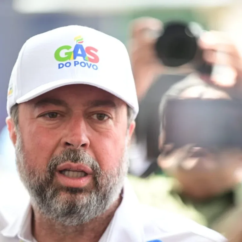 Silveira critica Roscoe por defender venda de terras raras