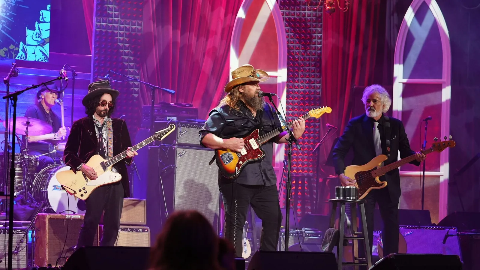 Heartbreakers se reúnem com Chris Stapleton em homenagem a Tom Petty