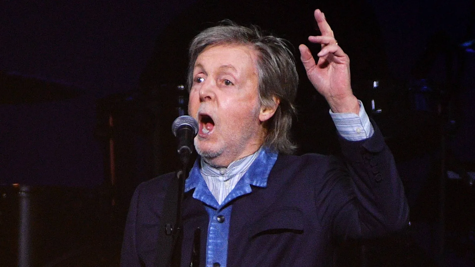 Edição física de álbum de Paul McCartney terá arte com mais de 100 imagens