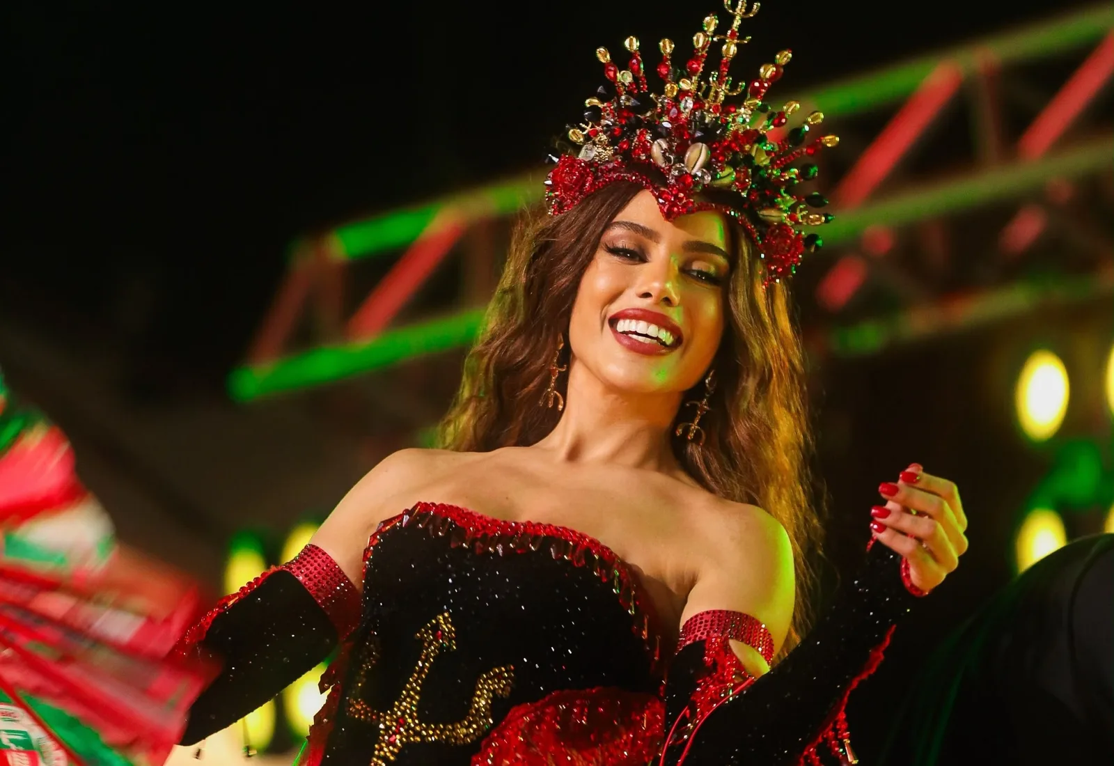 Anitta revela preparação para estreia como rainha de bateria da Grande Rio