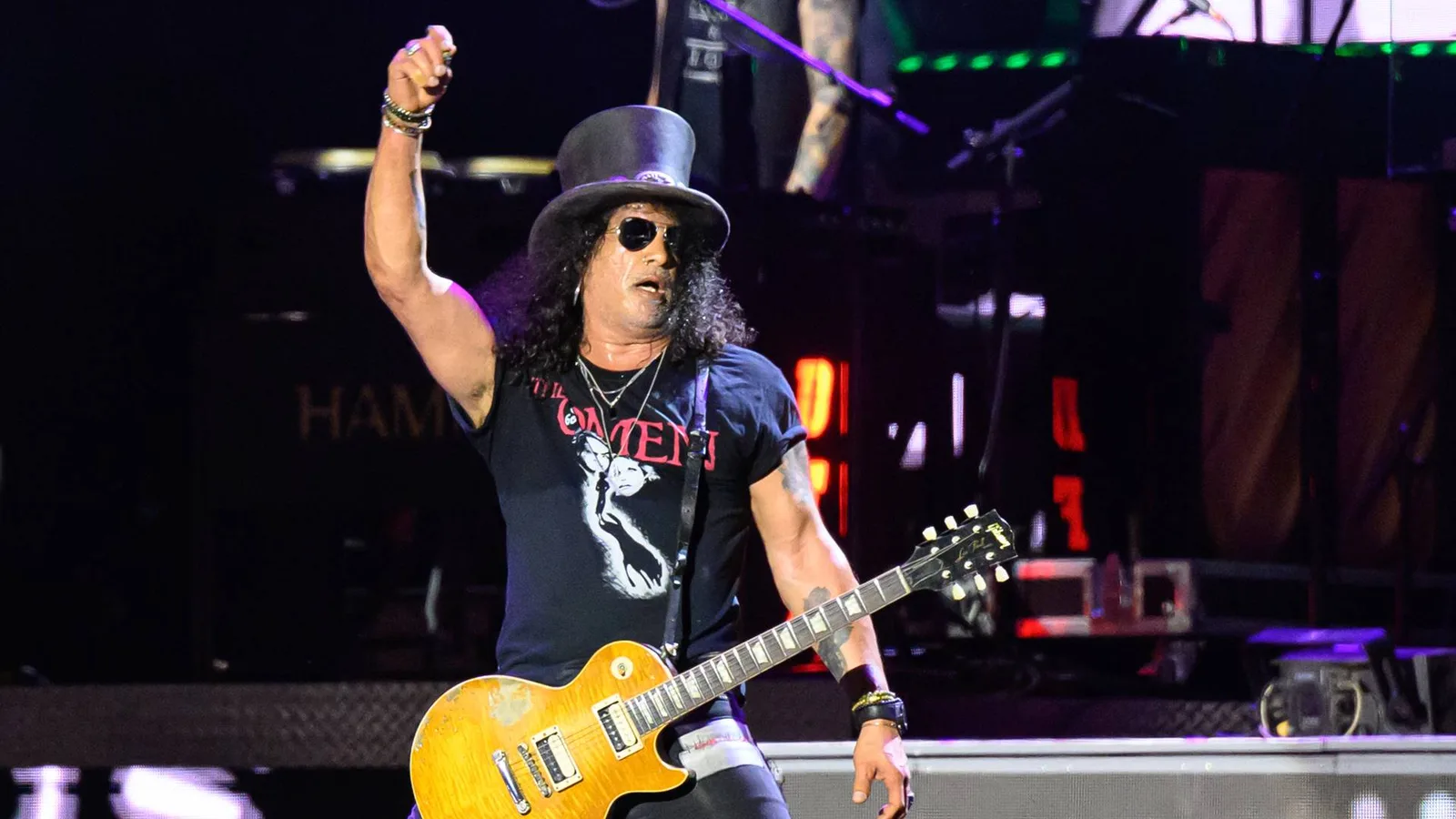 Slash leva turnê com Myles Kennedy a quatro cidades brasileiras em abril de 2027