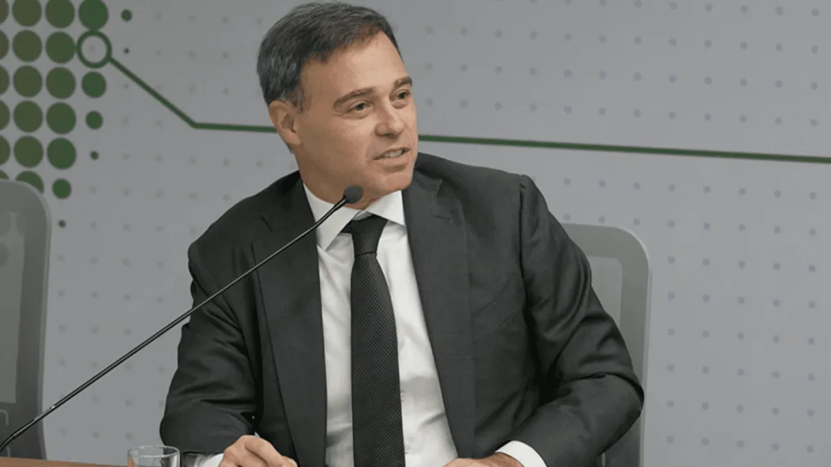 Zanin pede acesso a dados de Vorcaro antes de julgamento no STF
