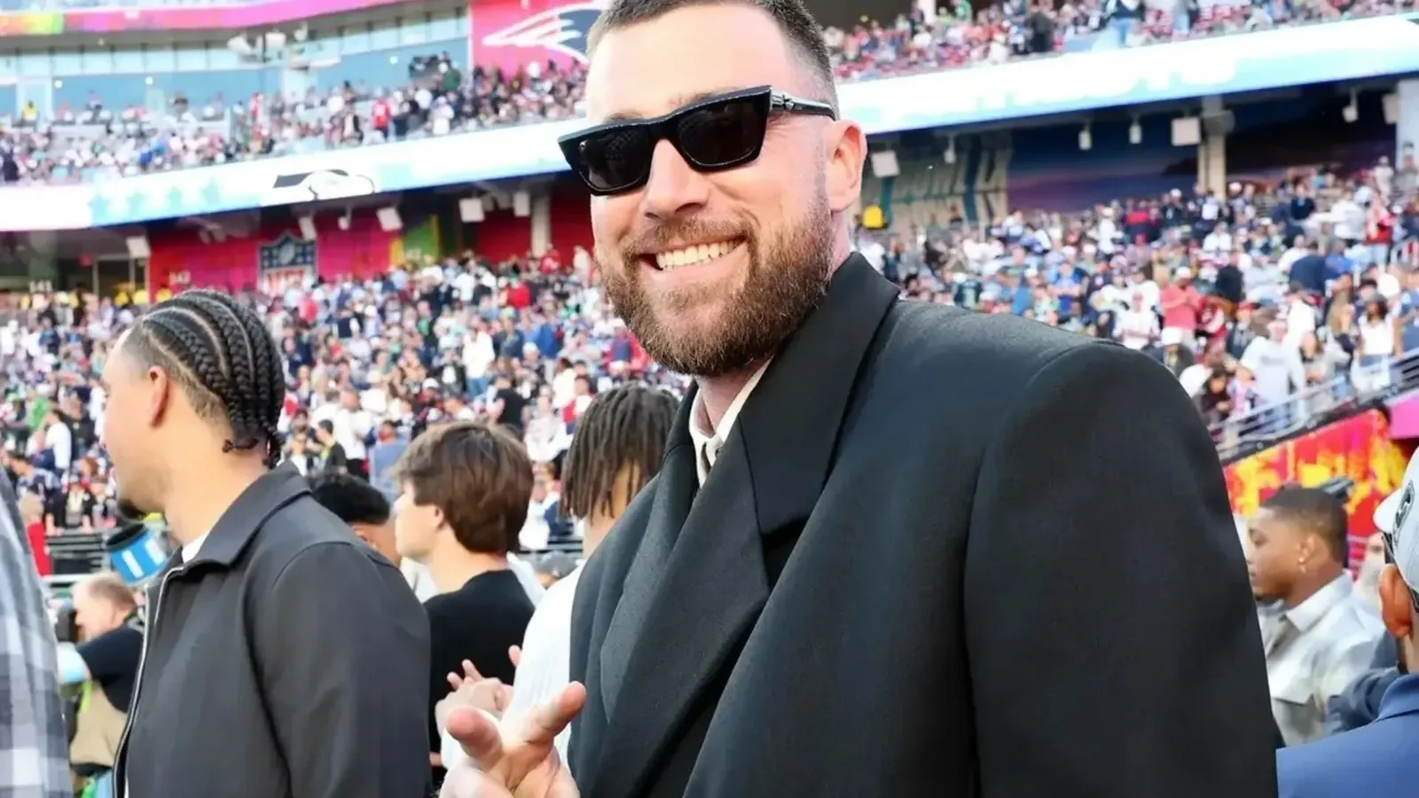 Travis Kelce aparece entre investidores lesados em fraude de US$ 35 milhões