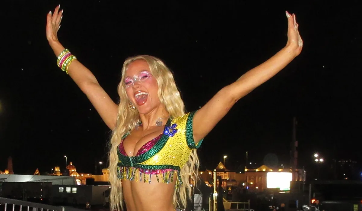 Zara Larsson encerra ciclo de 106 shows após passagem pelo Rock in Rio
