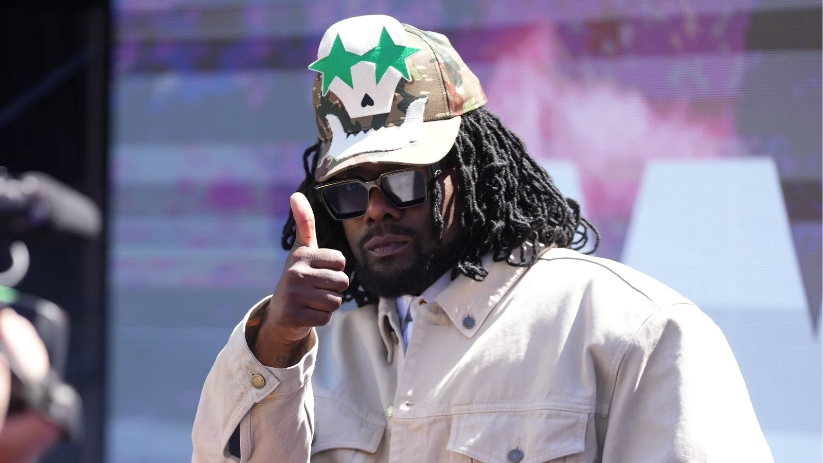 Wale apaga desabafo e confirma novas músicas após refletir sobre a carreira