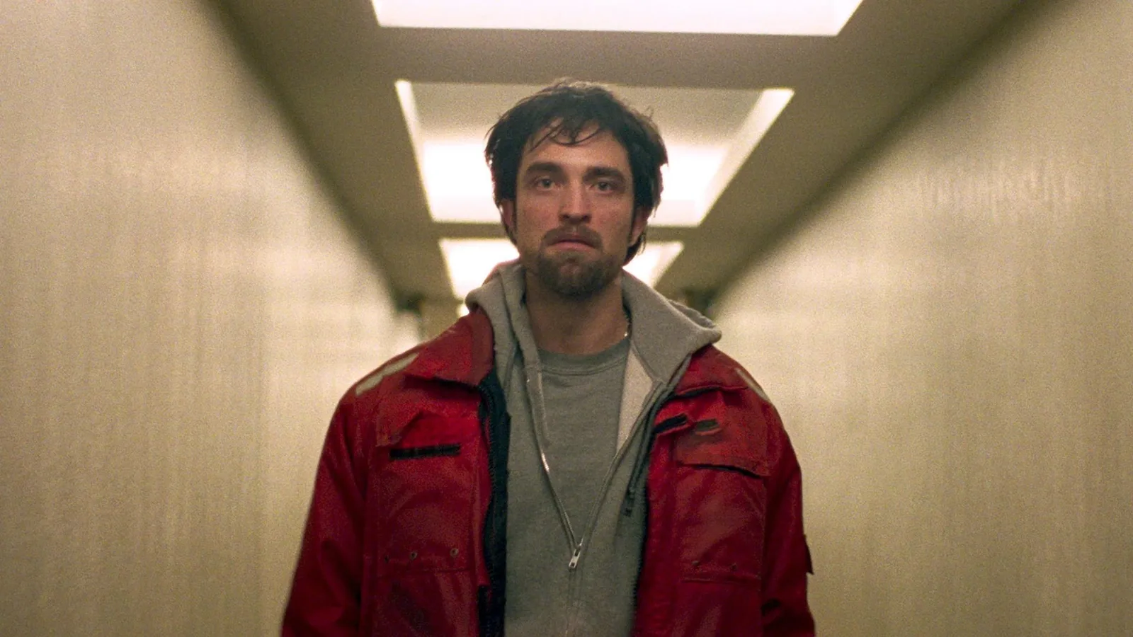 A foto de Bom Comportamento que Robert Pattinson não consegue decifrar