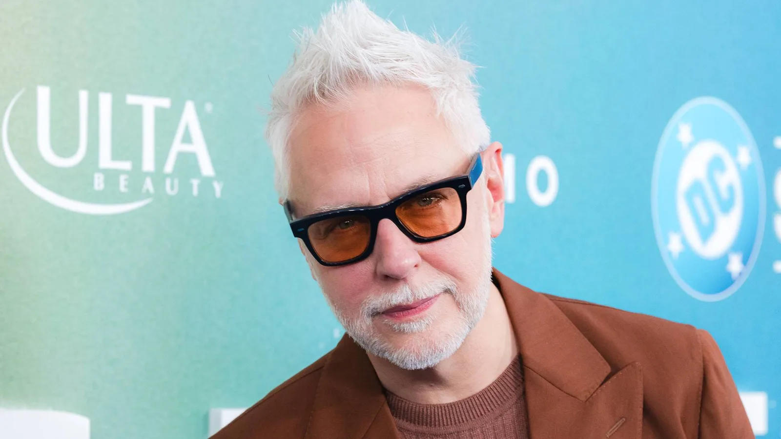 James Gunn apresenta a cantora Nouela e celebra sua trajetória musical