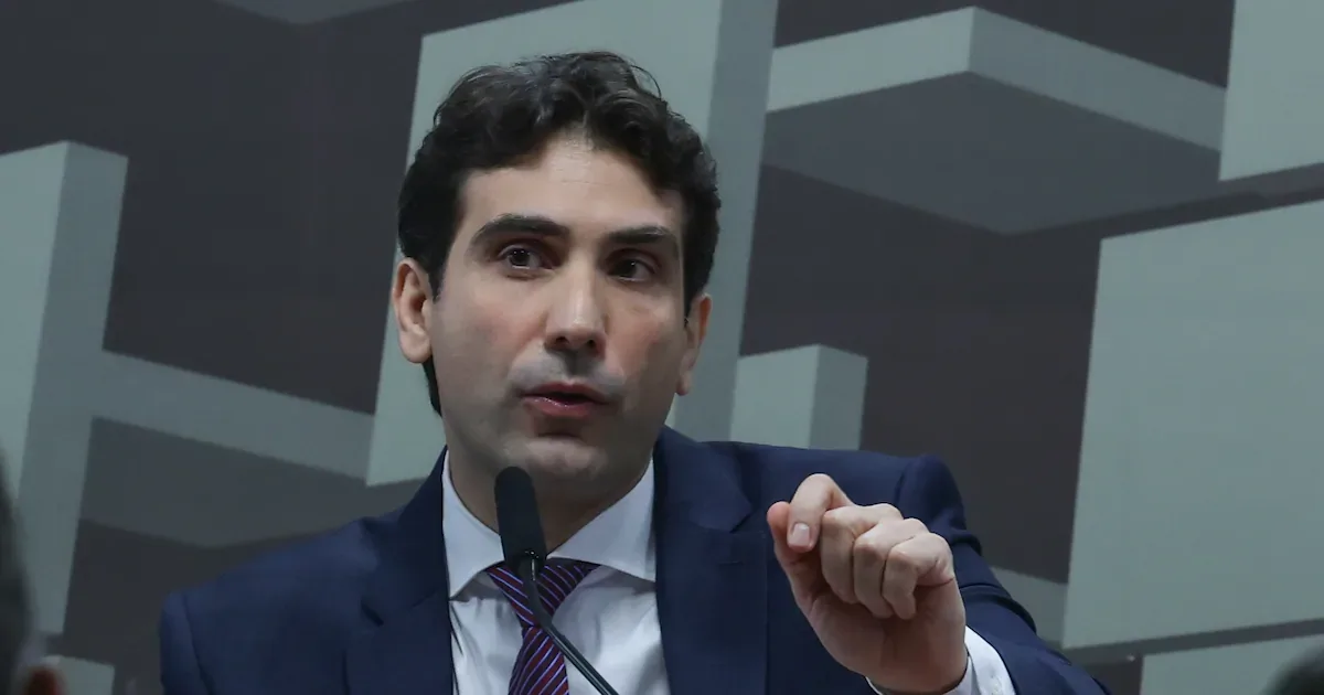 Copom deve reduzir Selic para 13,75% ao ano nesta quarta-feira