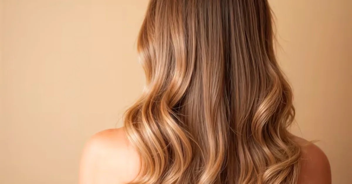 Hidratação com Maizena ajuda a reduzir frizz e deixar o cabelo mais macio