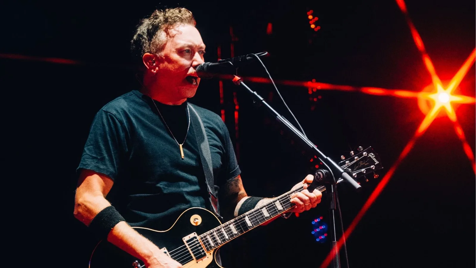 Rise Against supera perda de equipamentos e se apresenta no Rock in Rio