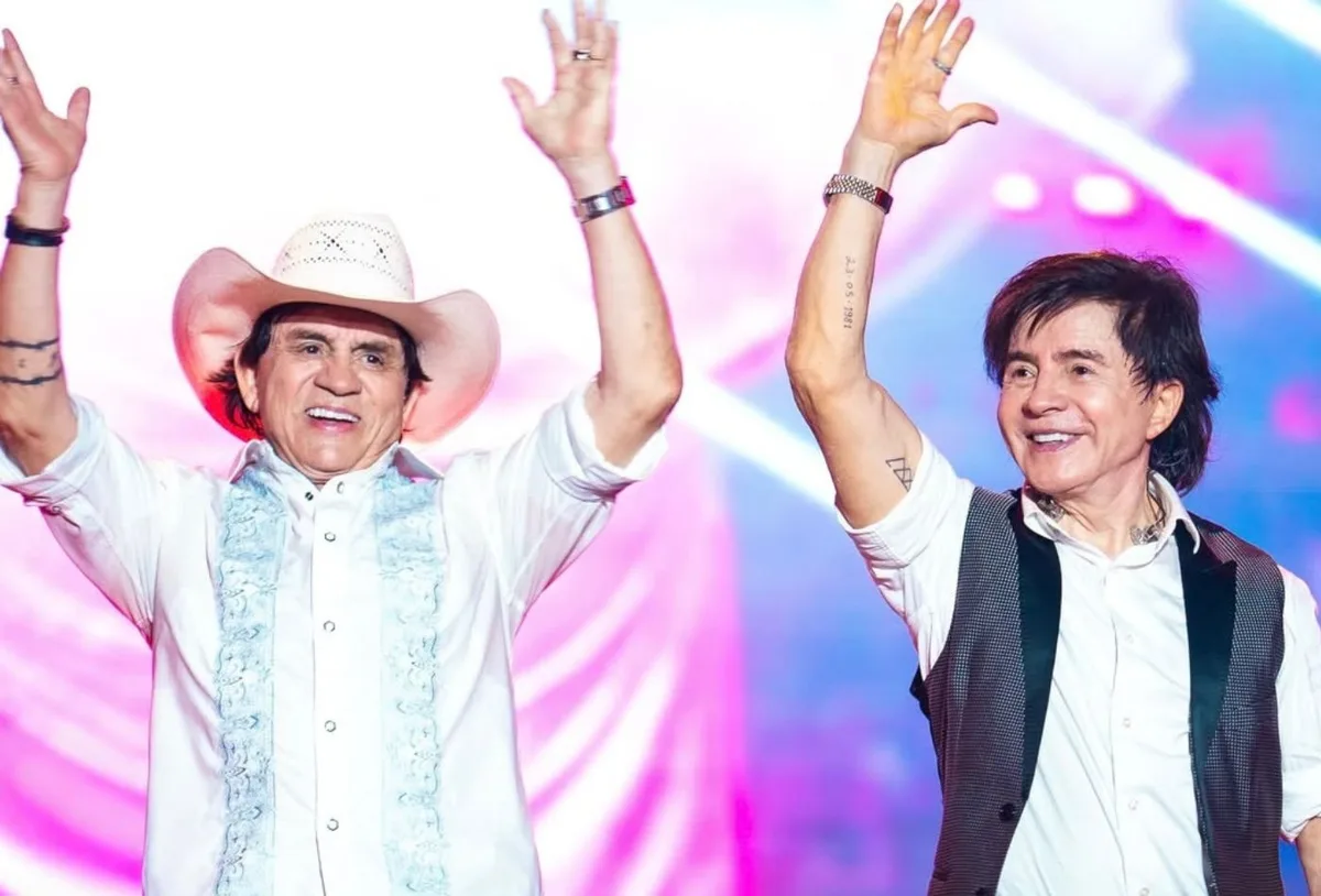 Chitãozinho relembra infância com Xororó e fala sobre divergências entre irmãos