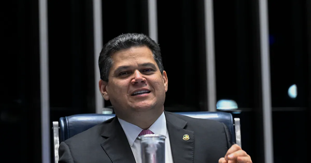 Senado pode votar PEC que acaba com escala 6x1 nos dois turnos nesta quarta