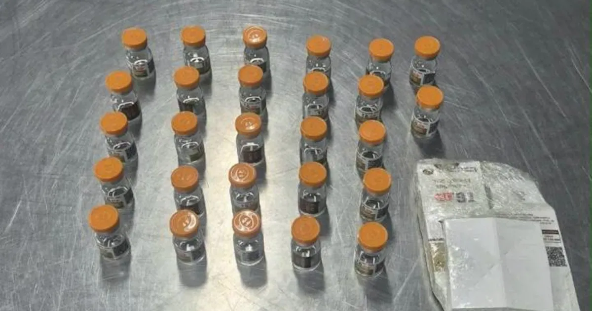 Polícia Federal prende homem com 28 frascos de tirzepatida no Galeão
