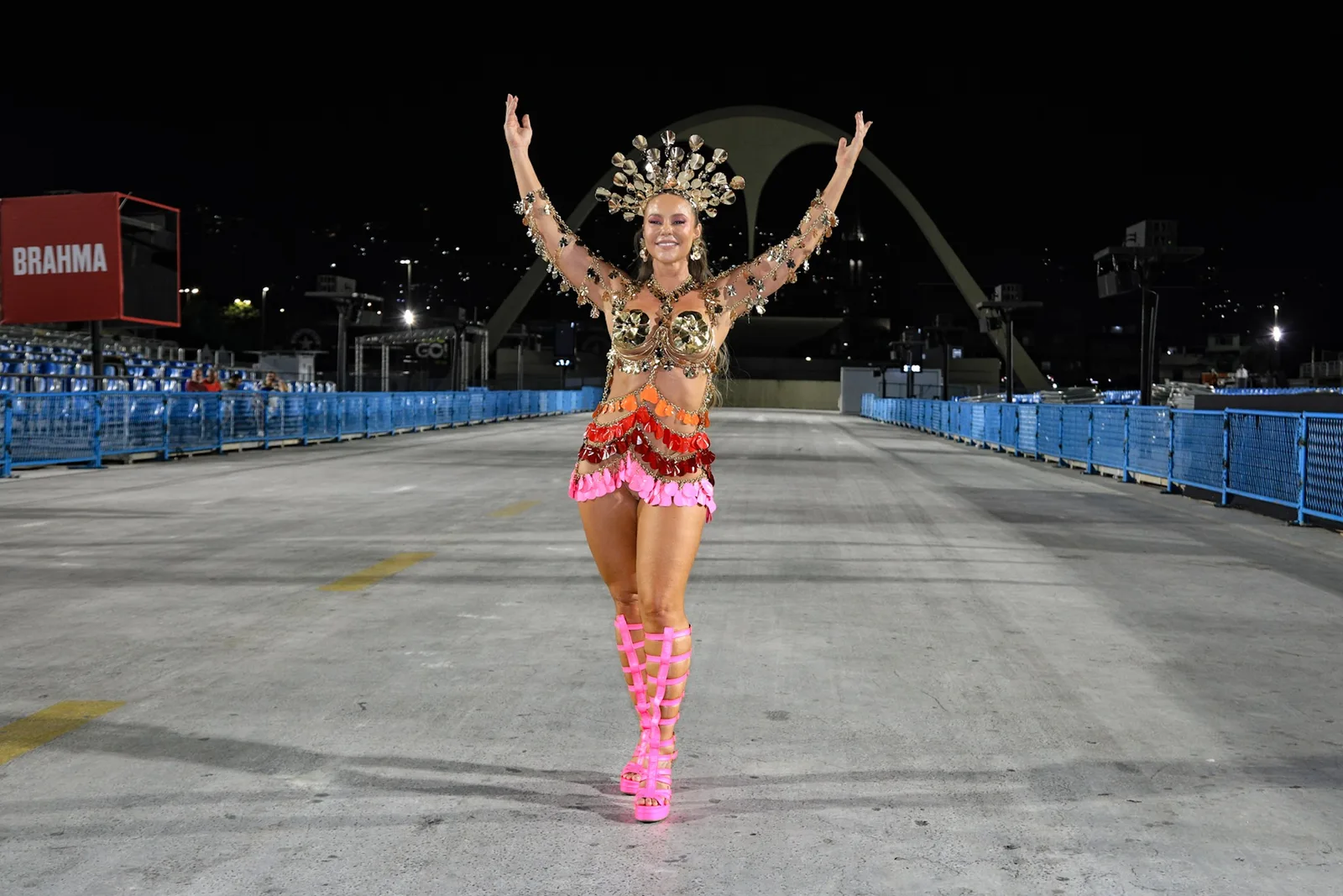 Paolla Oliveira é anunciada como rainha de bateria da Imperatriz em 2027