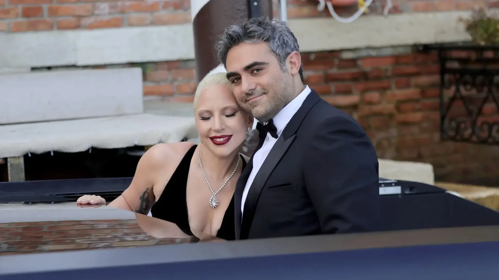 Certidão revela detalhes do nascimento de Rose, filha de Lady Gaga