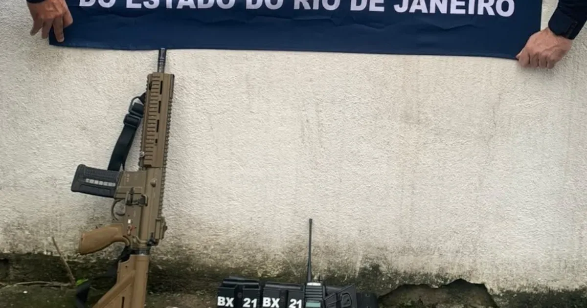 PM prende suspeito e apreende fuzil durante ação em Duque de Caxias