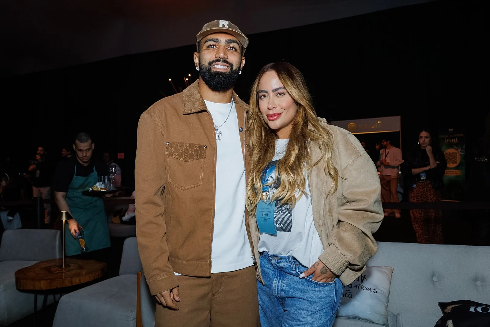 Rafaella Santos acompanha Gabigol em apresentação do Cirque du Soleil