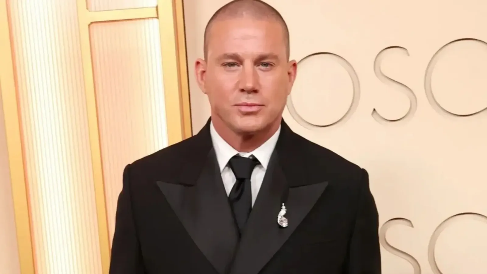 Perfil apagado envolve Channing Tatum em comentários sobre Zoë Kravitz