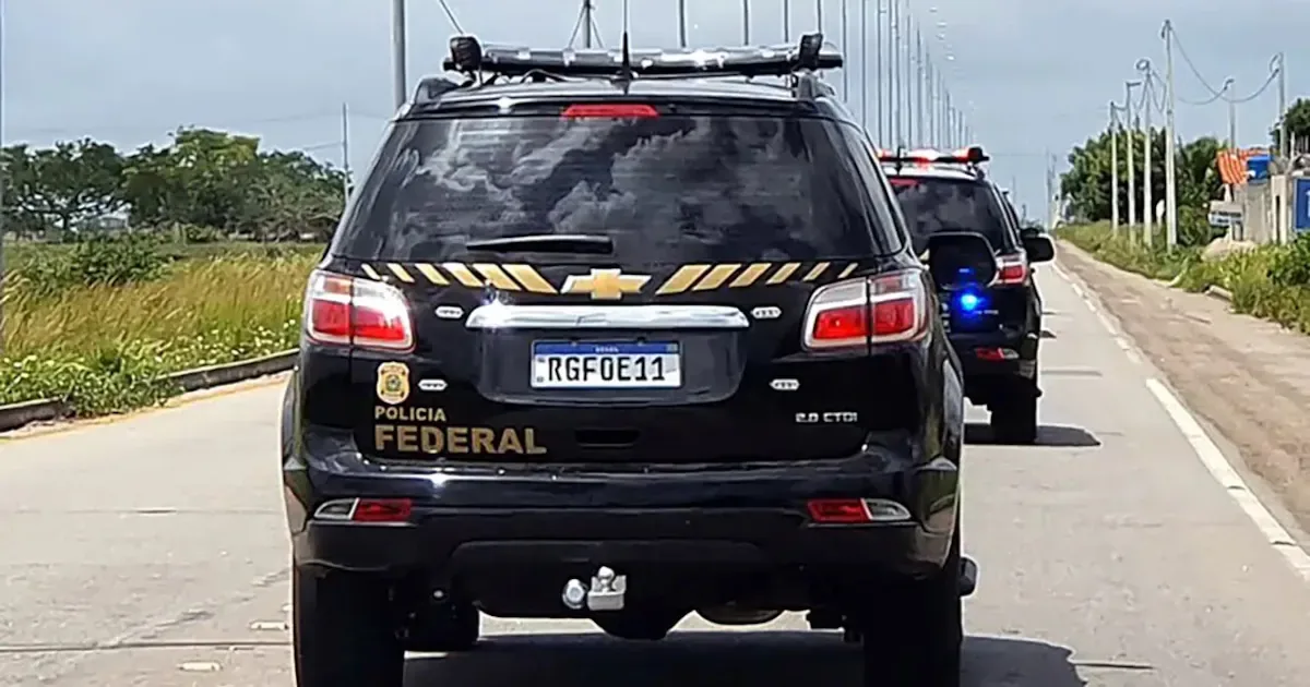 PF apura uso de broches com câmera para filmar votos em Cabo Frio