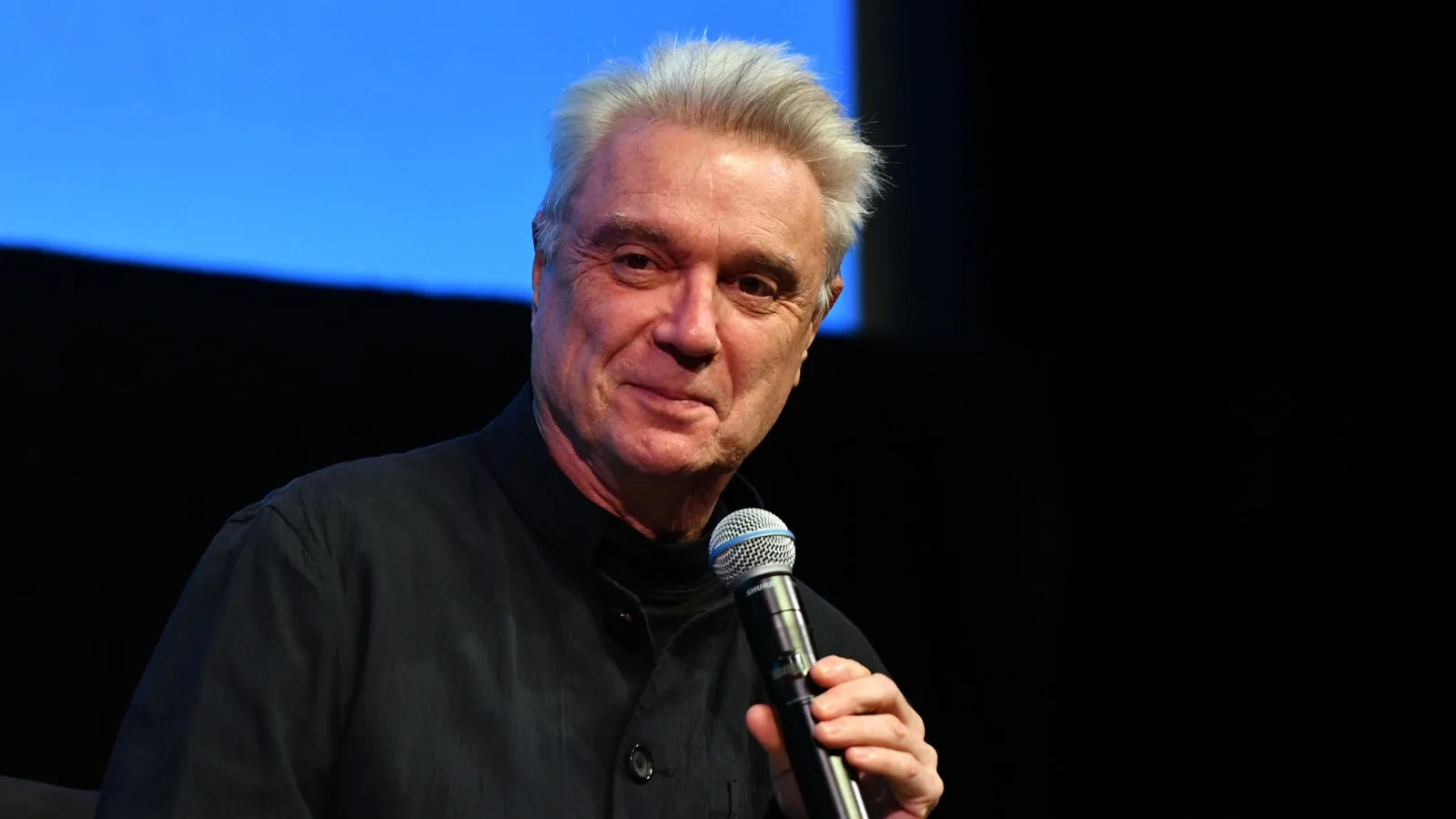 David Byrne transforma declarações de Elon Musk em faixa para filme