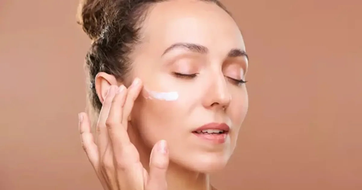 Tônico de camomila leva babosa e jojoba; veja cuidados antes do uso
