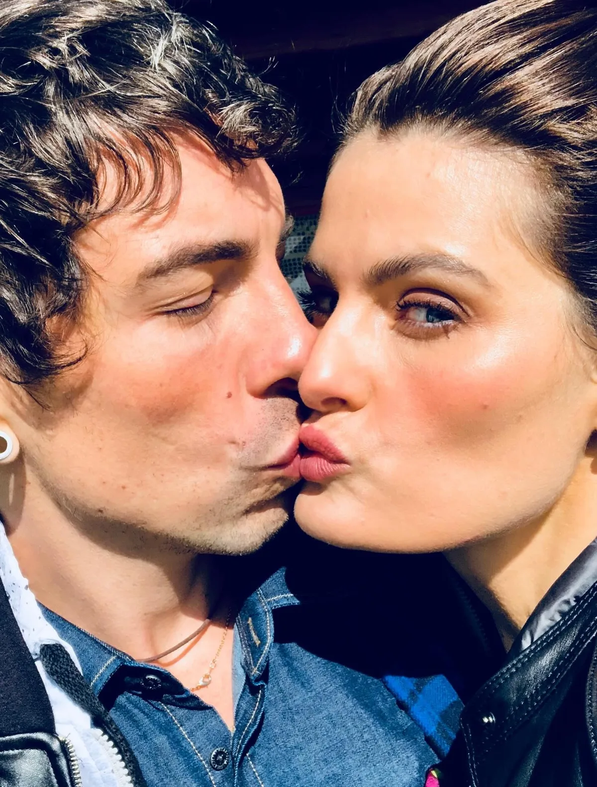 Isabeli Fontana conta como a parceria com Di Ferrero fortalece o casal