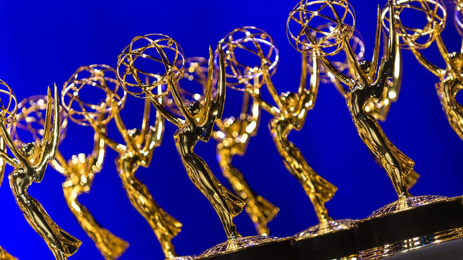 Emmy 2026 destaca The Pitt e Hacks entre os principais concorrentes