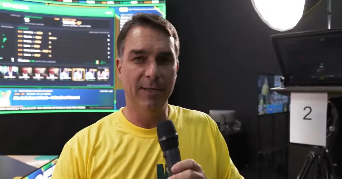 Campanha de Flávio Bolsonaro lança canal 24 horas no YouTube