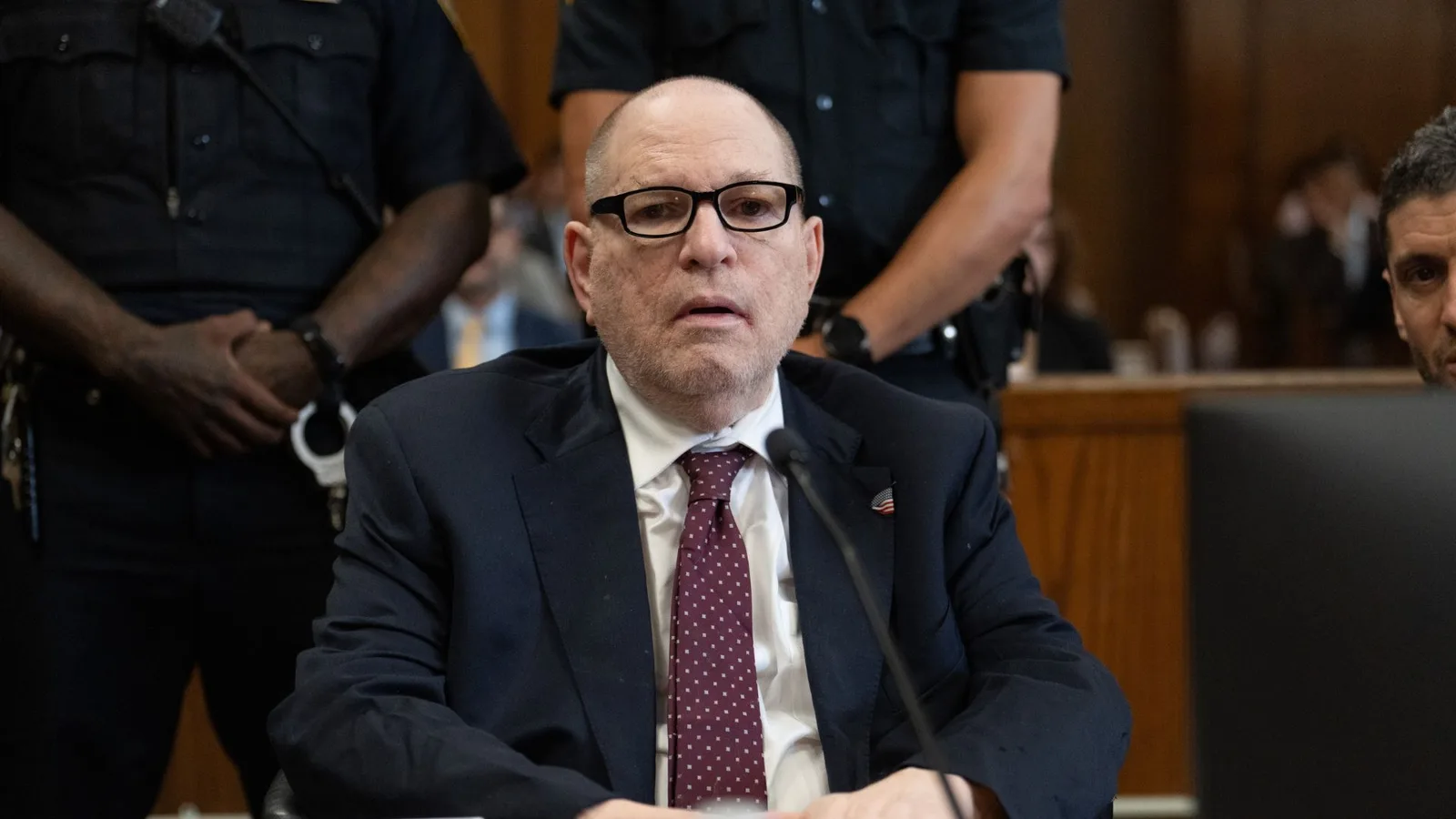 Harvey Weinstein recebe nova sentença de 15 anos em Nova York