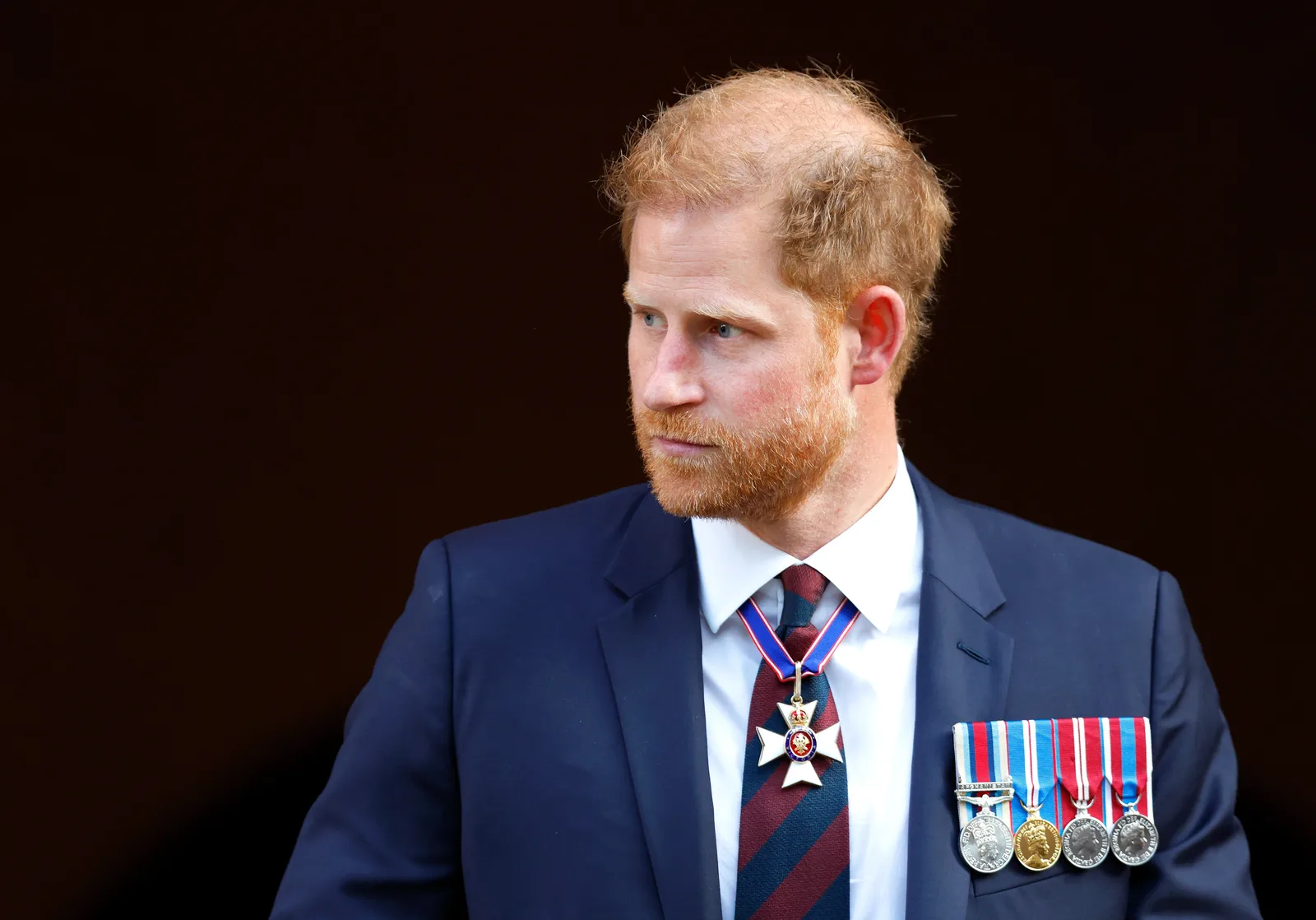 Príncipe Harry deve celebrar o Dia da Lembrança em privado no Reino Unido