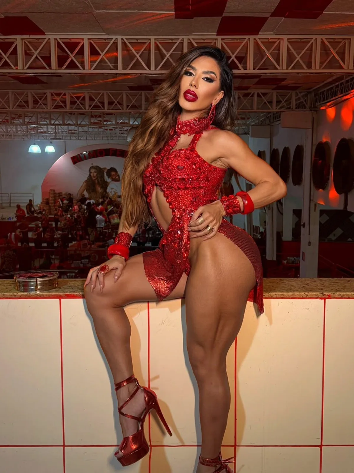 Andrea Andrade participa de semifinal da Porto da Pedra sob chuva