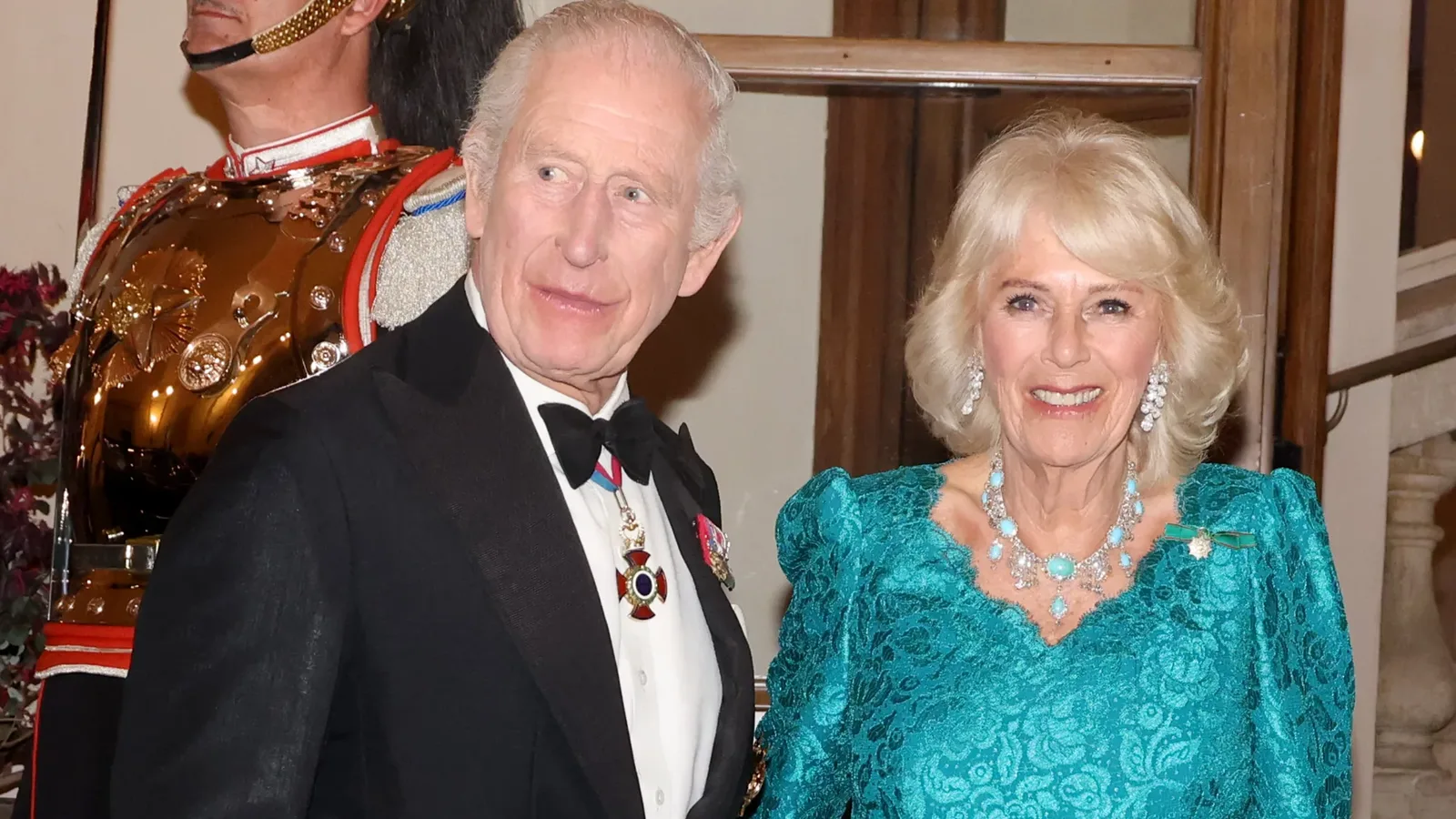 Memórias de Charles Spencer reacendem tensão no casamento de Charles e Camilla