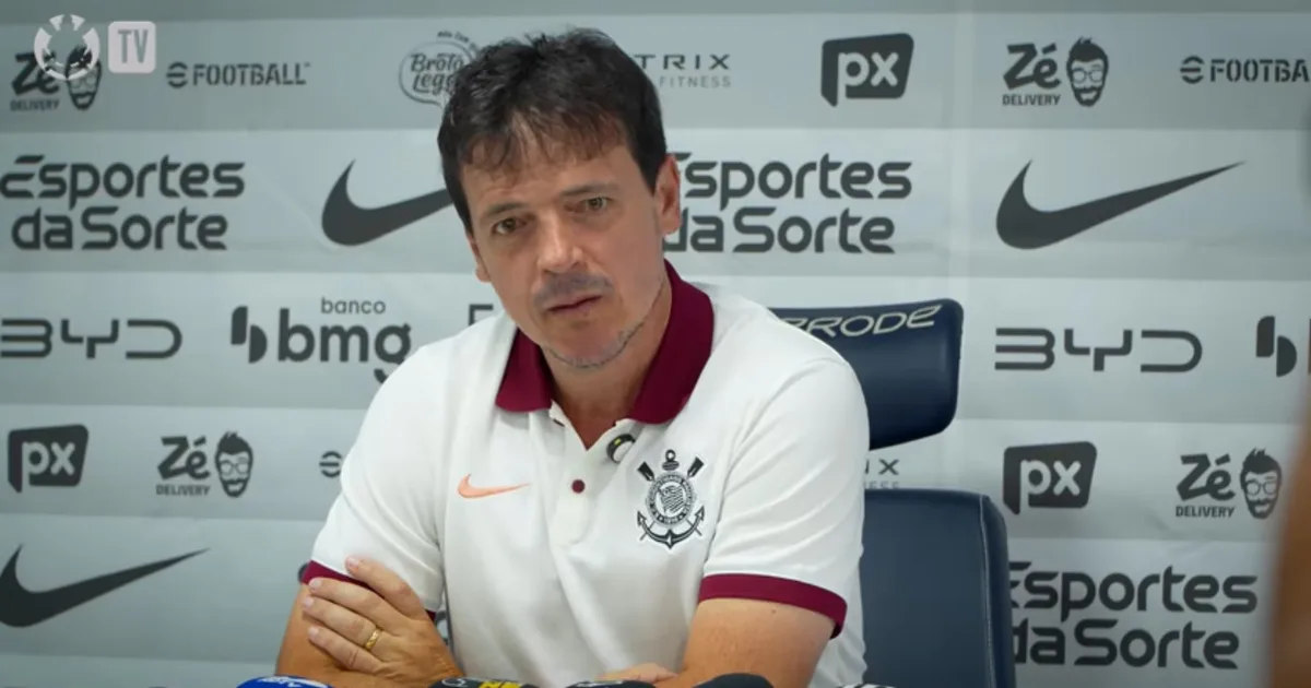 Diniz permanece no Corinthians, que tenta reagir contra o Estudiantes