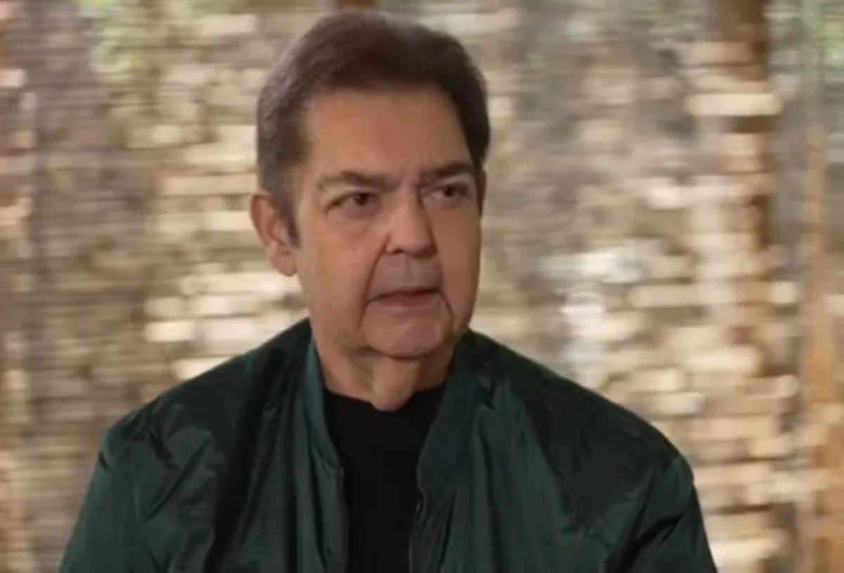 Pedro Bial recebe Faustão no Conversa com Bial após período longe da TV