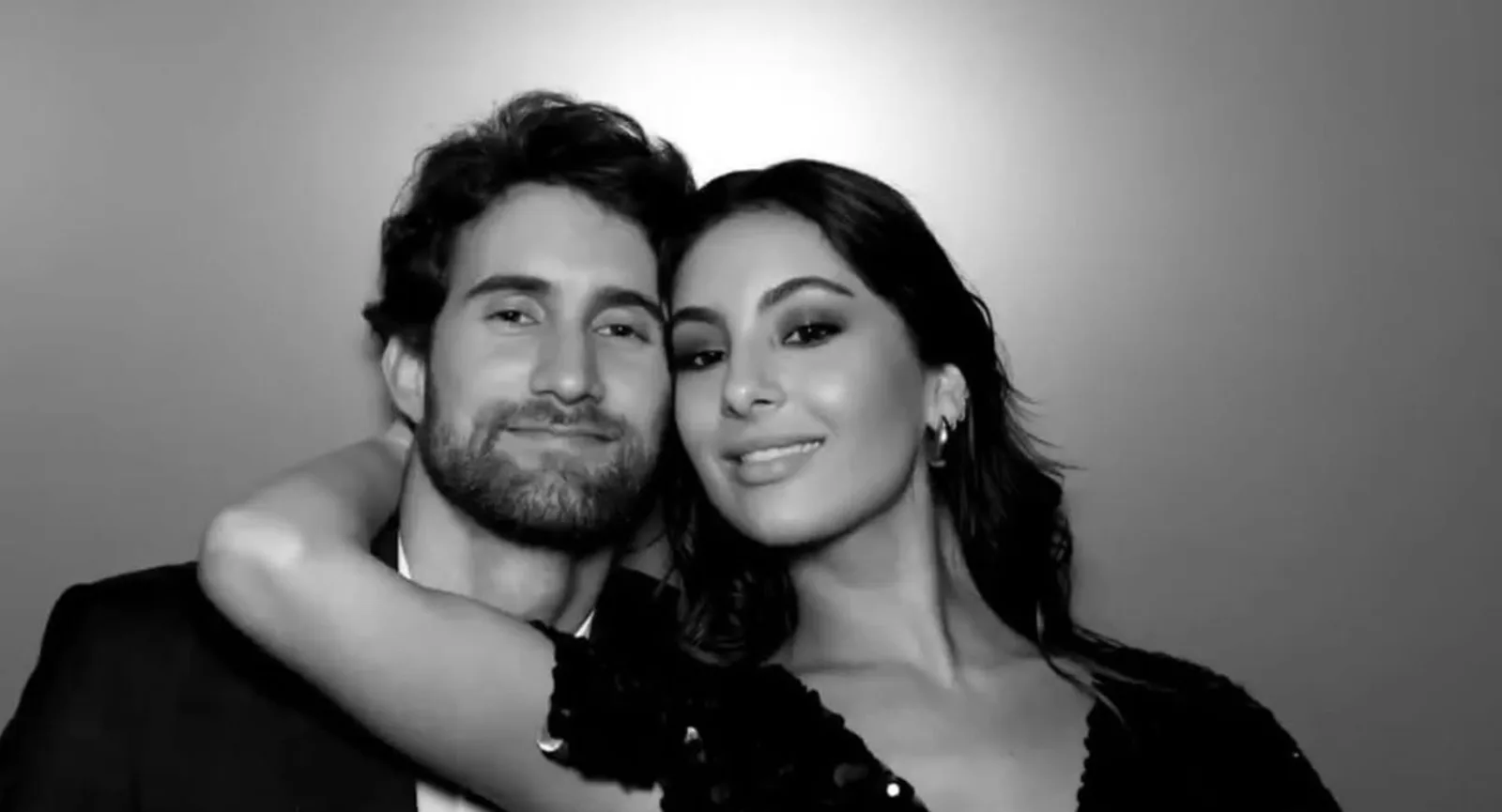Luiza Gabus revela que romance com Felipe Ricca nasceu nos bastidores de série