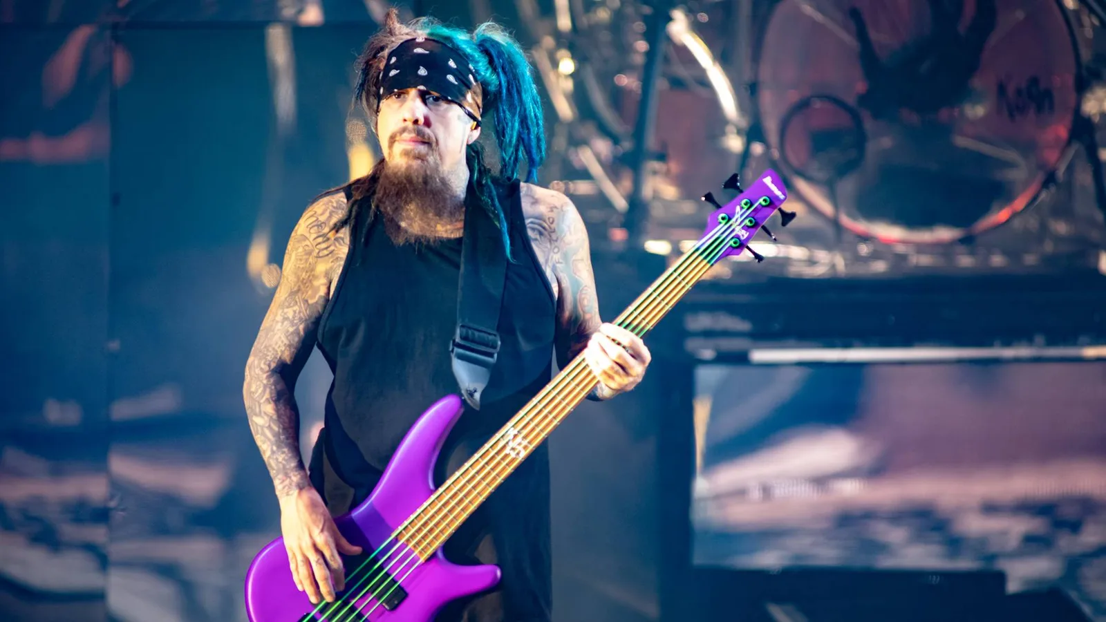 Fieldy e Head dividem palco em apresentação do The Whosoevers