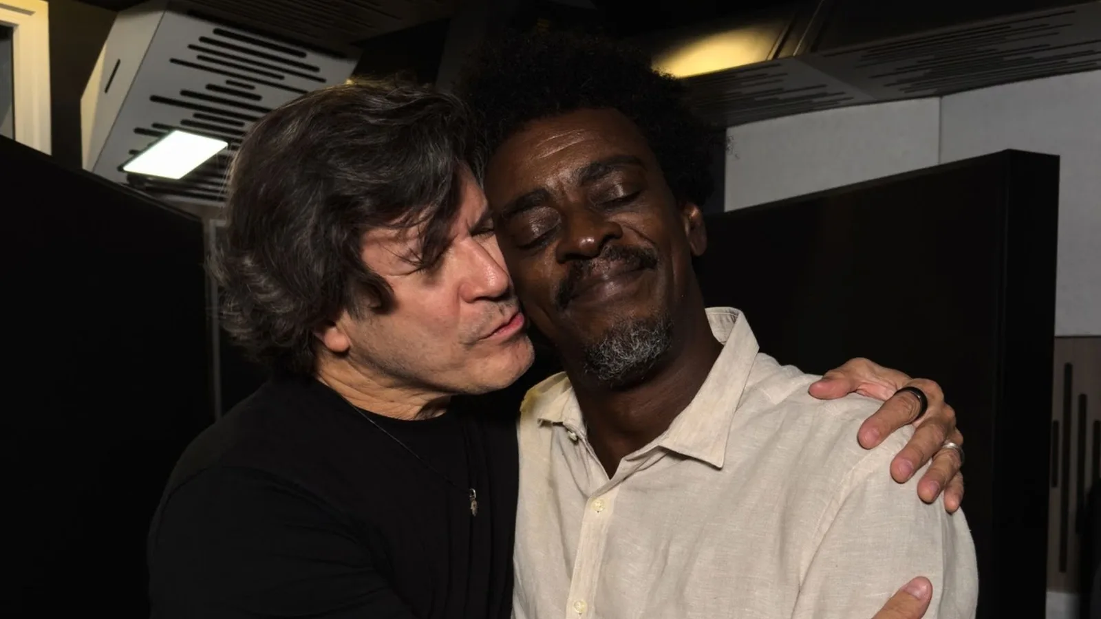 Paulo Ricardo e Seu Jorge apresentam “Sangue Bom”, inspirada em Marvin Gaye