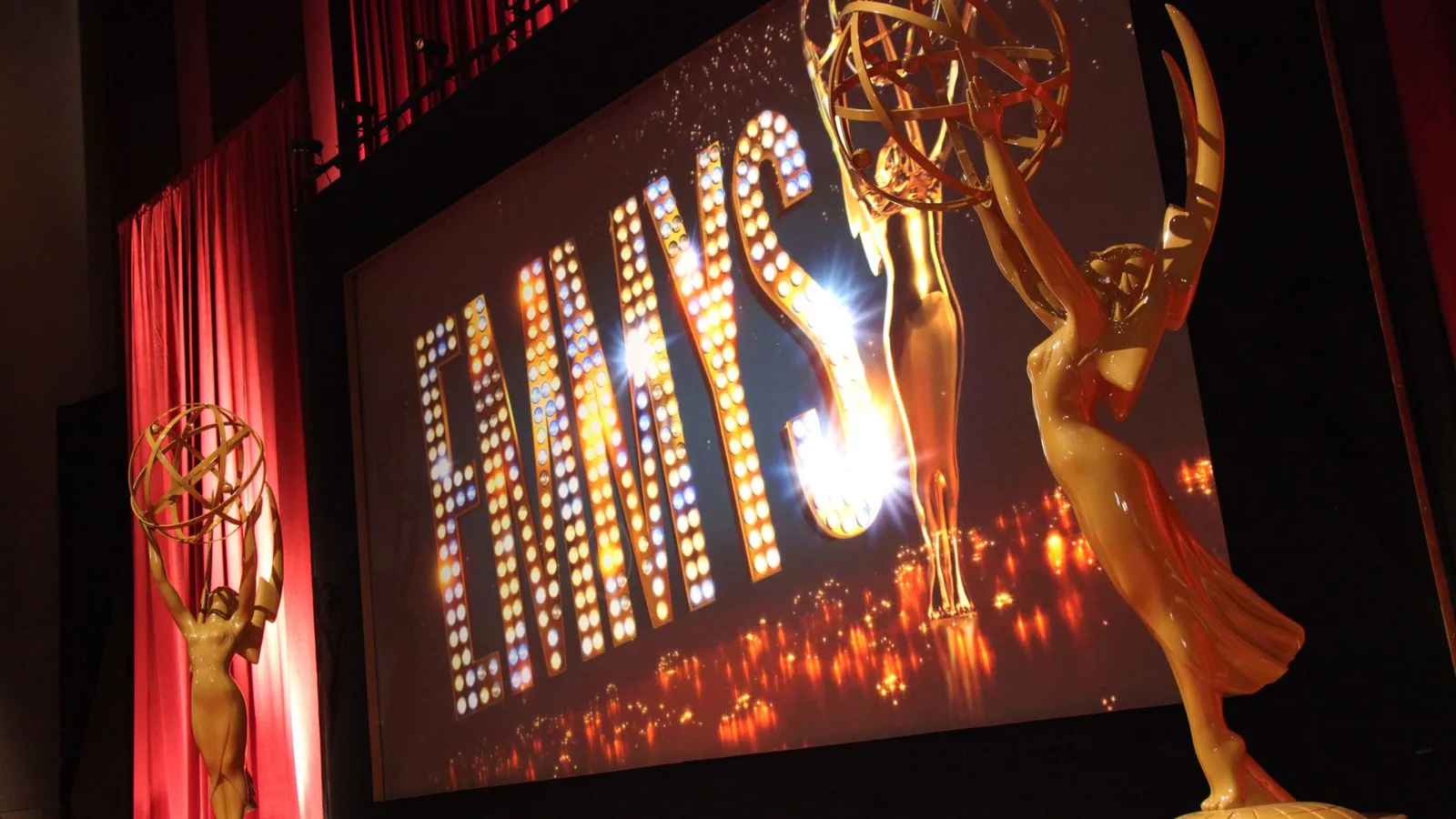 Emmy 2026 reúne The Pitt e Hacks entre os destaques da premiação