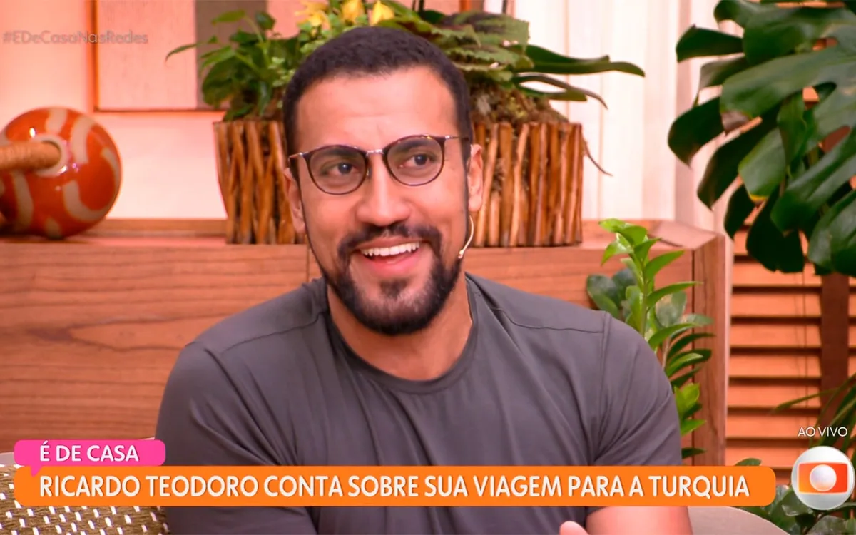 Ricardo Teodoro revela mudanças para viver Joel e relembra transplantes capilares