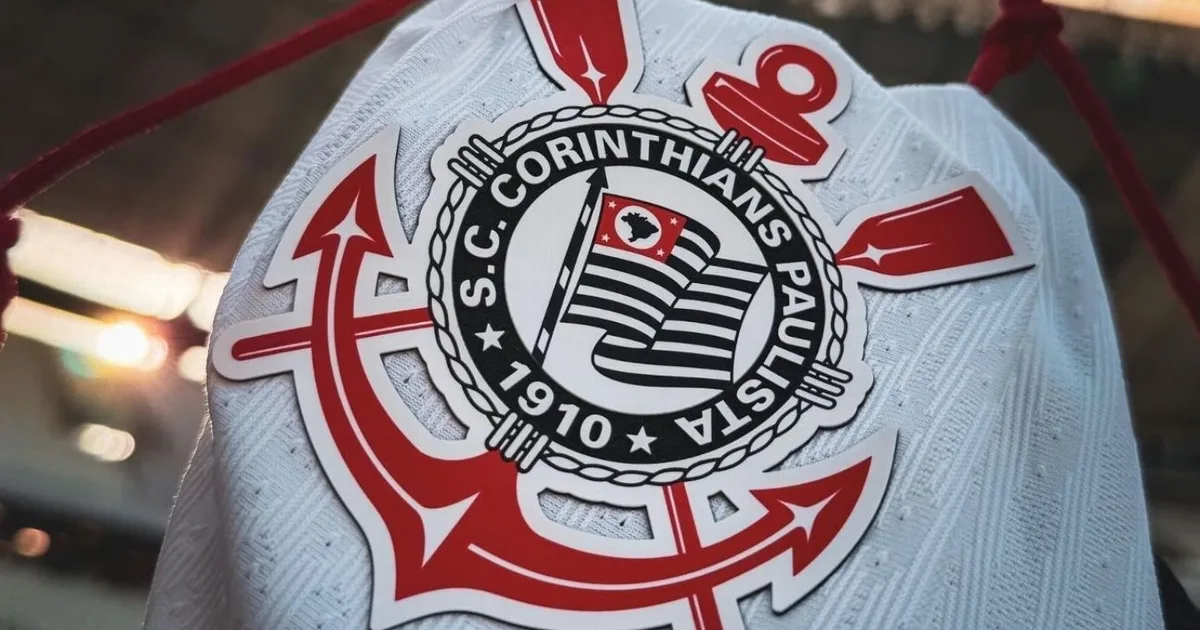 André Luiz avança na recuperação e pode ser relacionado pelo Corinthians na Libertadores