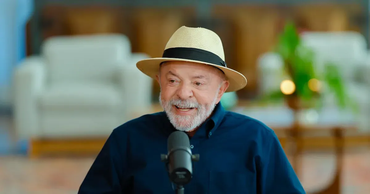 Campanha de Lula pede investigação sobre collabs ligadas a Flávio no TSE