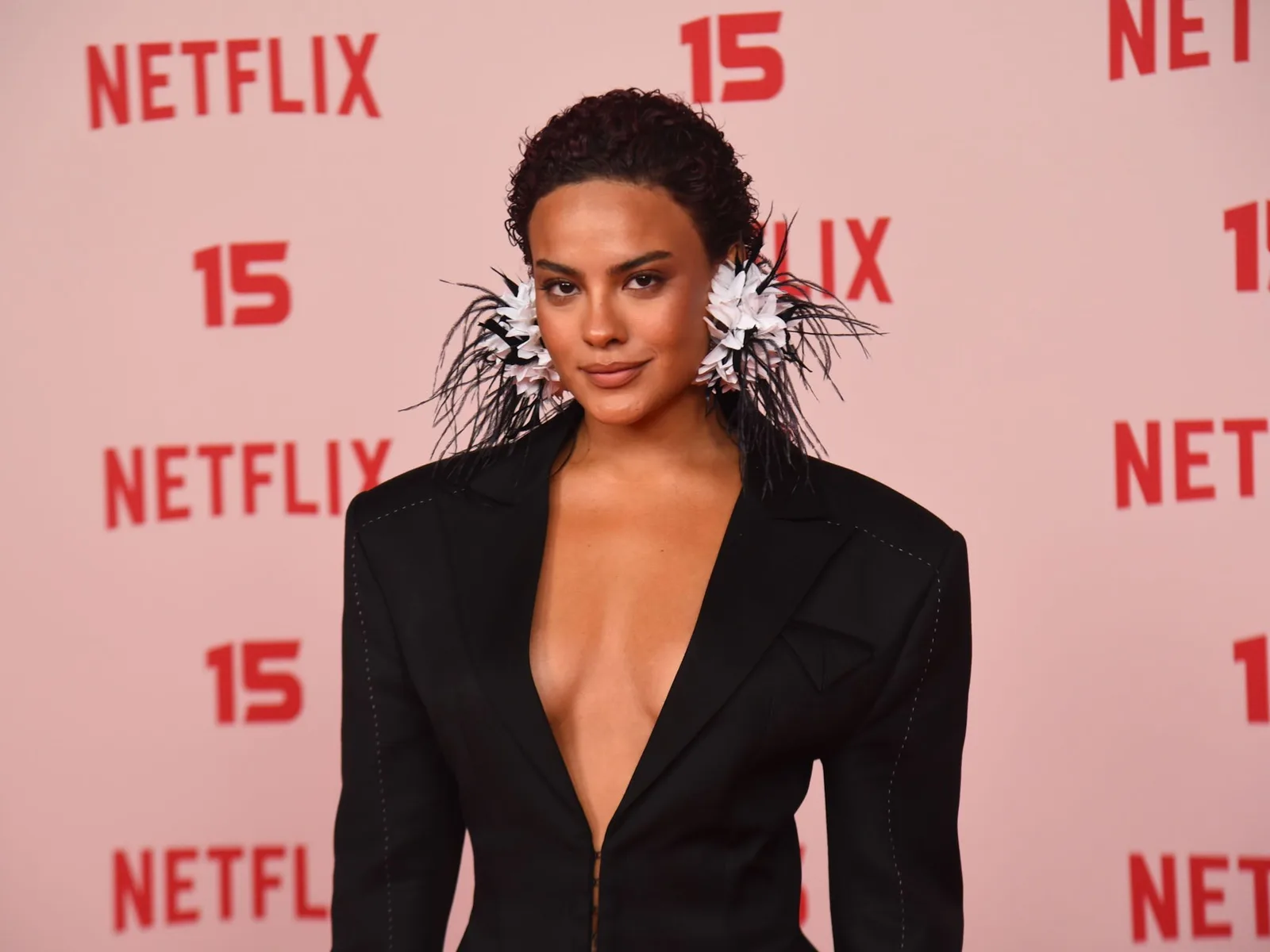 Bella Campos revela preparação para desfile em Paris ao mostrar novo corte