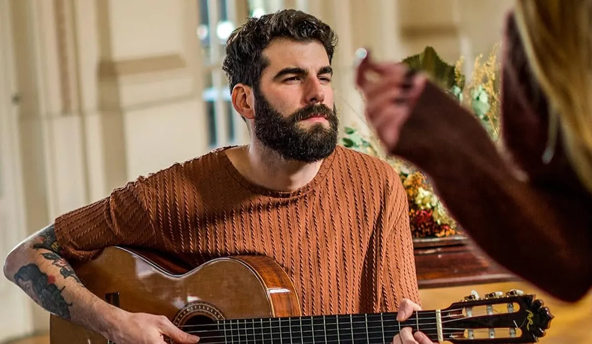 Julio Raposo representa o Brasil na disputa de Produtor do Ano no Grammy Latino
