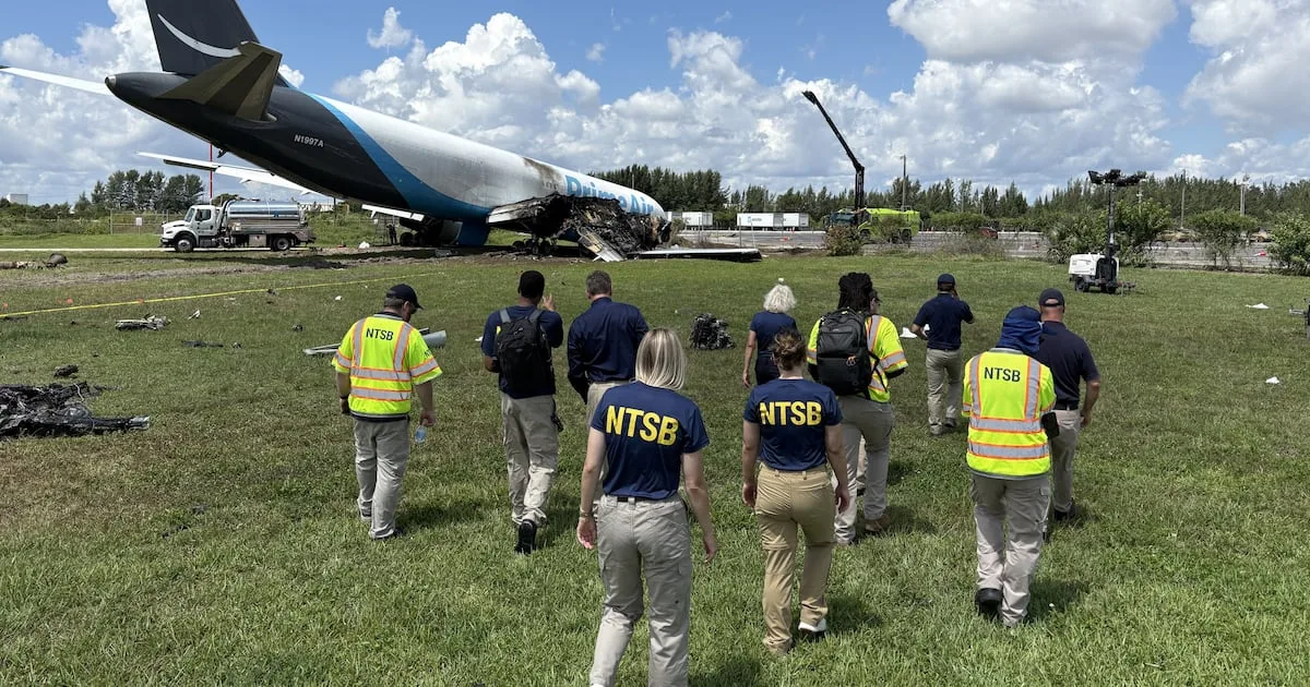 Aeroporto de Miami avalia uso de sistema para frear aviões em emergências
