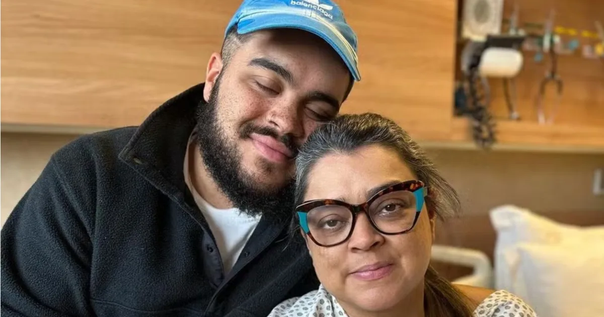 Francisco Gil transforma viagem à Índia em homenagem à mãe, Preta Gil