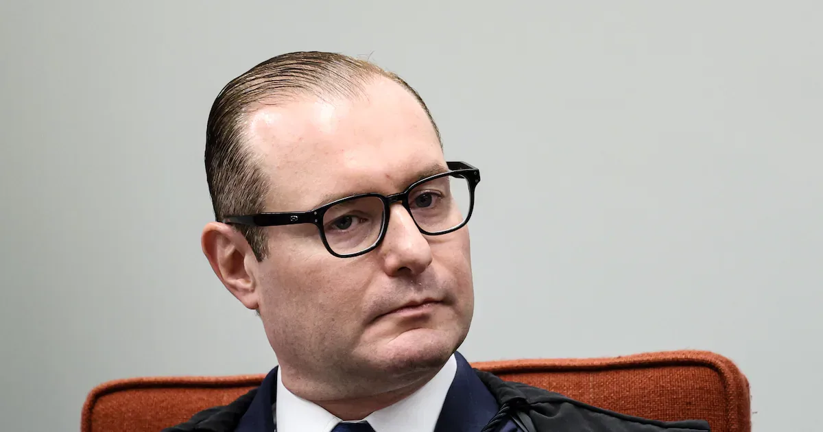 Zanin pede acesso integral a dados do celular de Daniel Vorcaro no STF