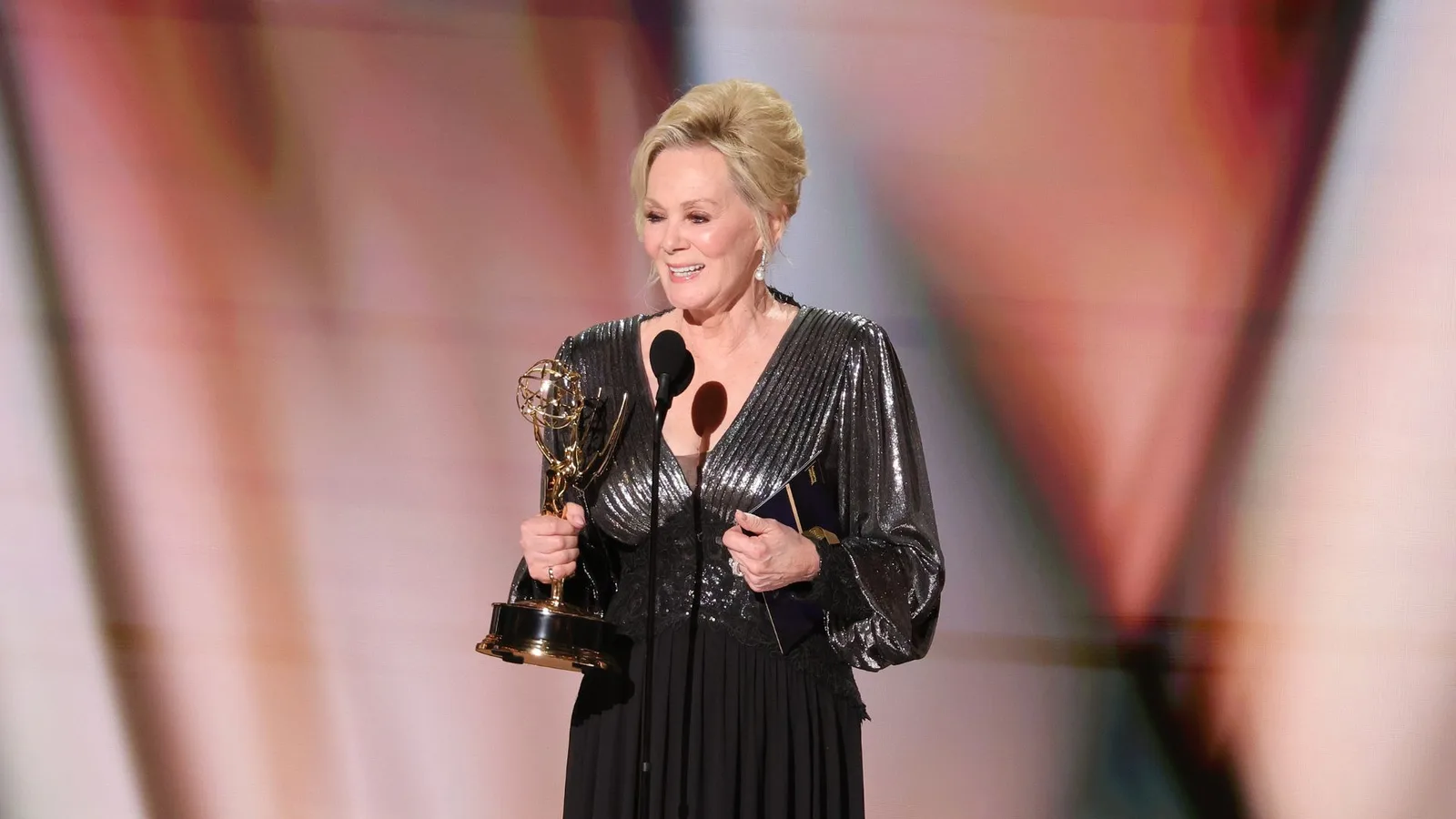 Jean Smart chega a oito Emmys após nova vitória por “Hacks”