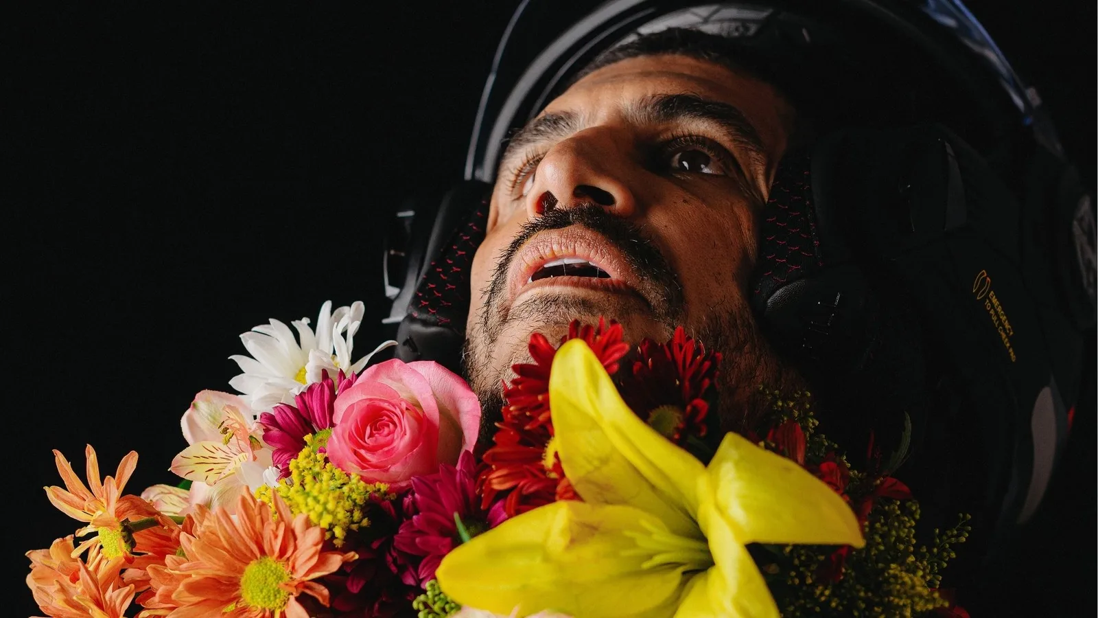 Criolo destaca parceria com Amaro Freitas e Dino D’Santiago após indicação ao Grammy