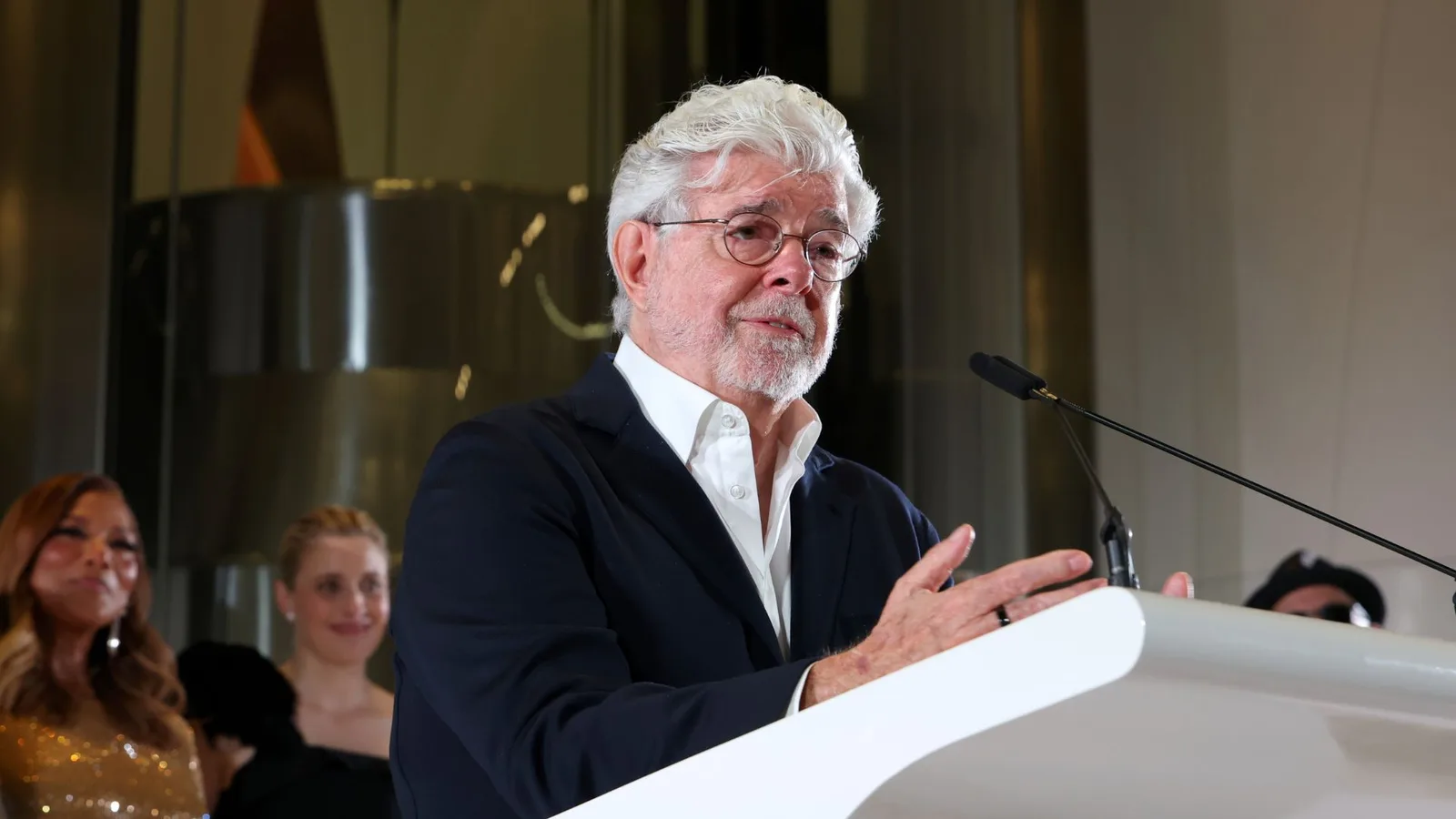 George Lucas explica saída de Star Wars após Episódio III