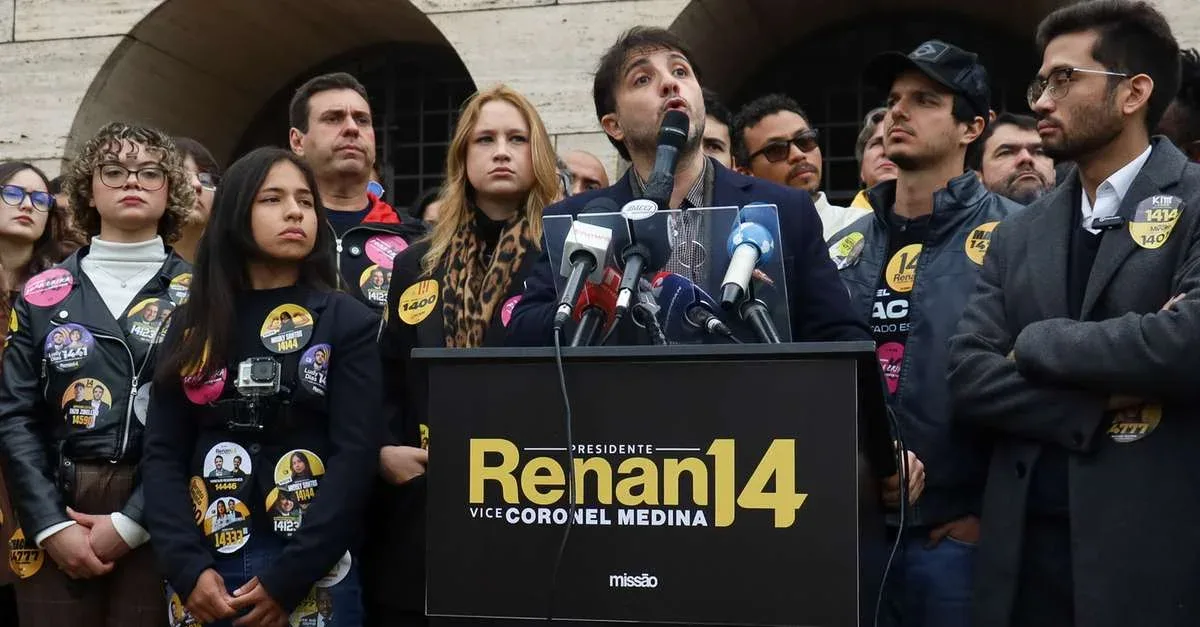 Renan Santos diz que dever do partido dele é derrotar o Centrão